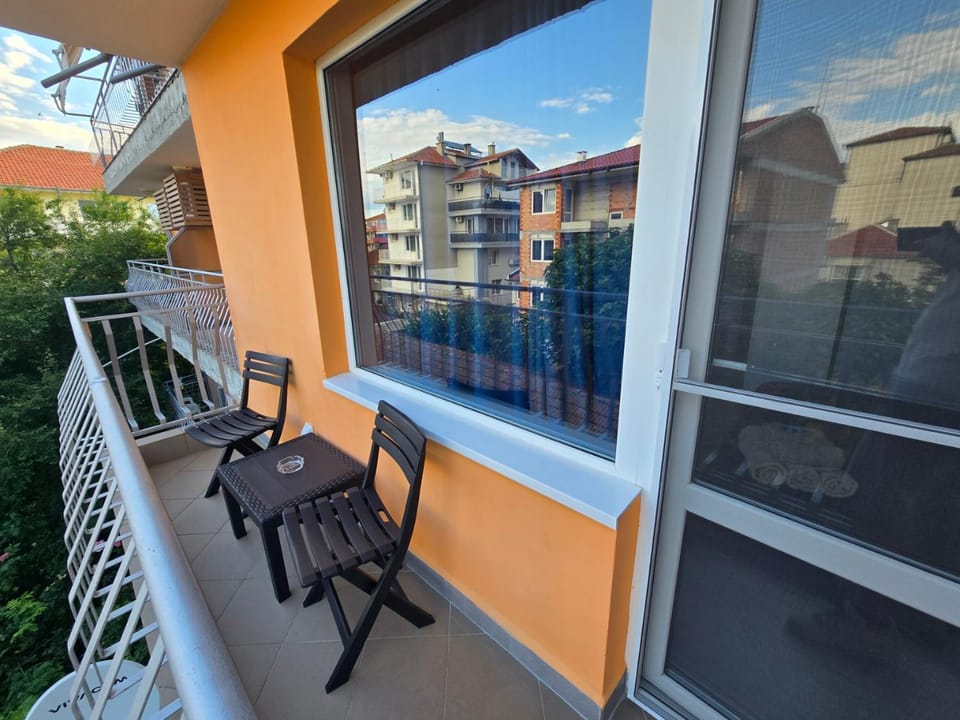 Property building, Patio, Day, View (from property/room), Balcony/Terrace