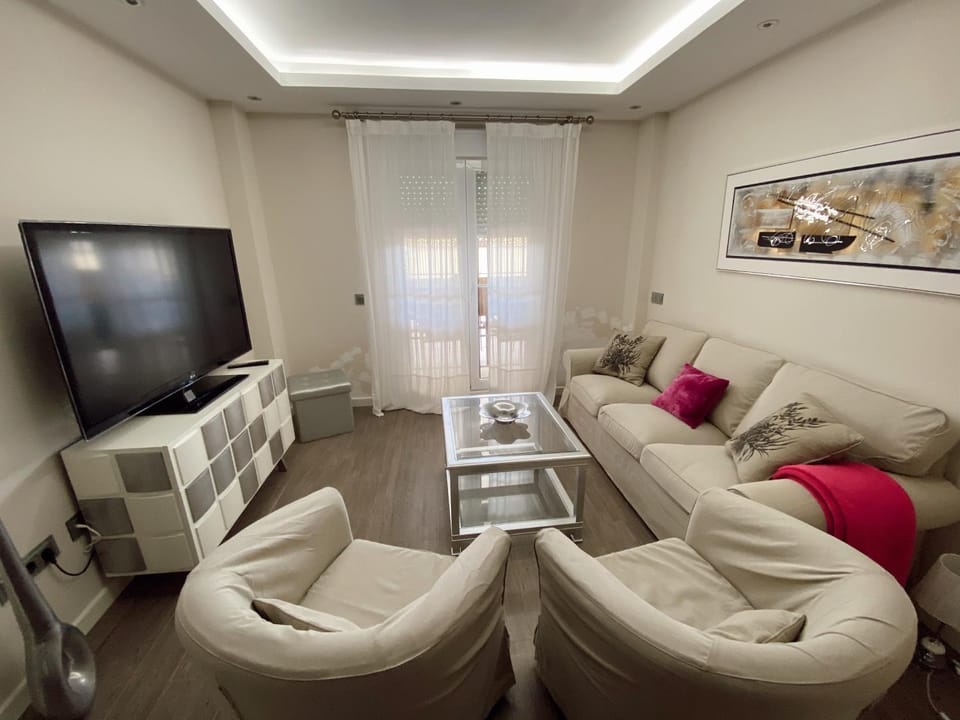 Beautiful & Cozy Apart. Pool & Parking-Downtown Apartment in Sanlúcar de Barrameda