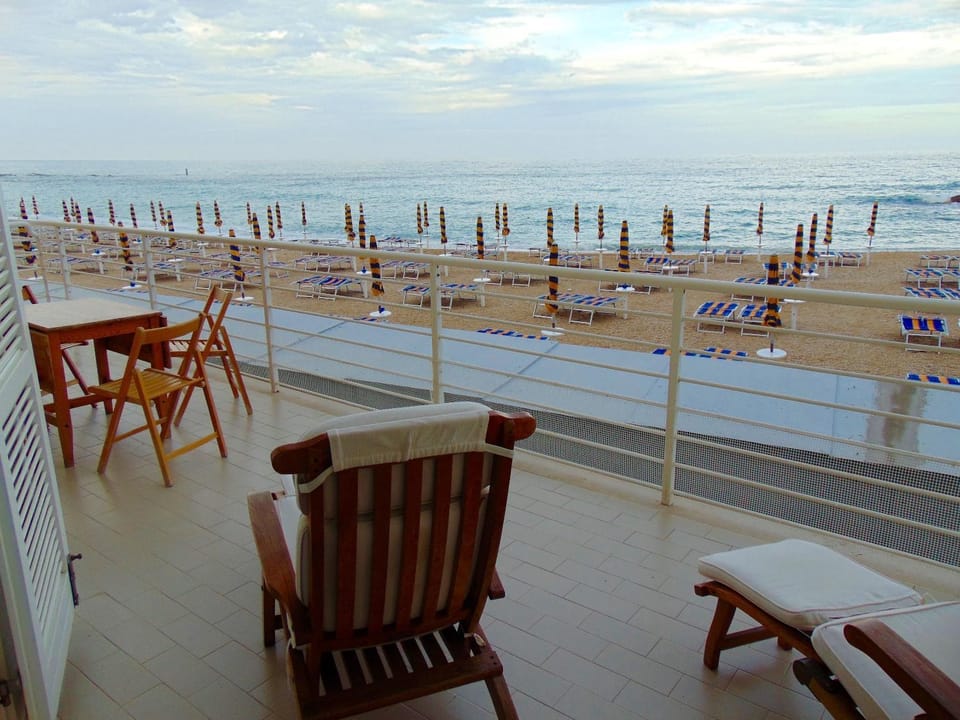N226 - Numana, meraviglioso bilocale fronte mare Apartment in Numana