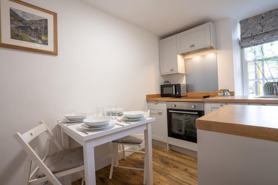 Hassop Station Apartment on the Monsal Trail Apartment in High Peak District
