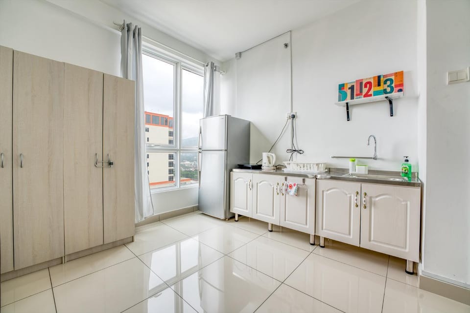 Coffee/tea facilities, Kitchen or kitchenette
