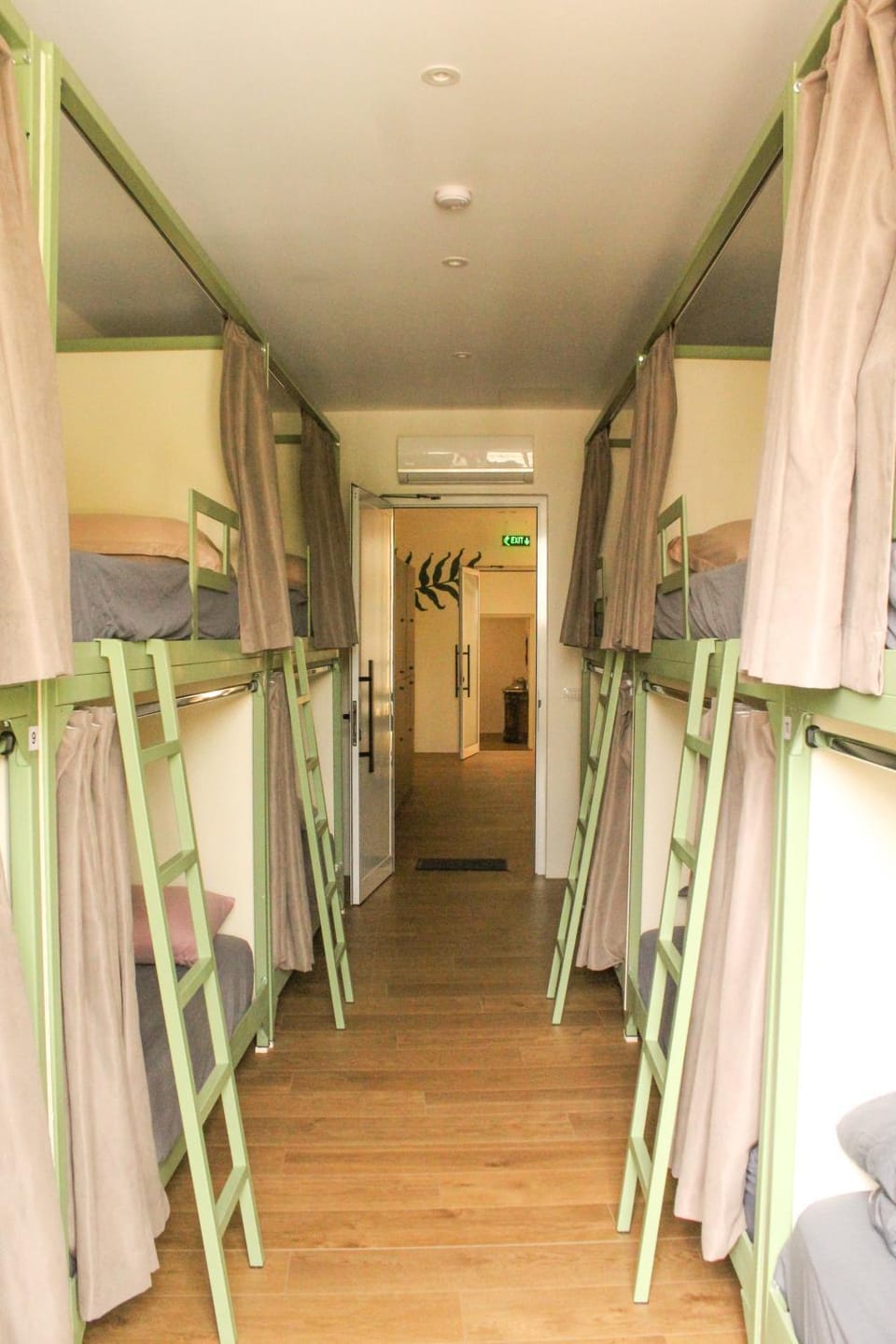 Bed, Bedroom, bunk bed