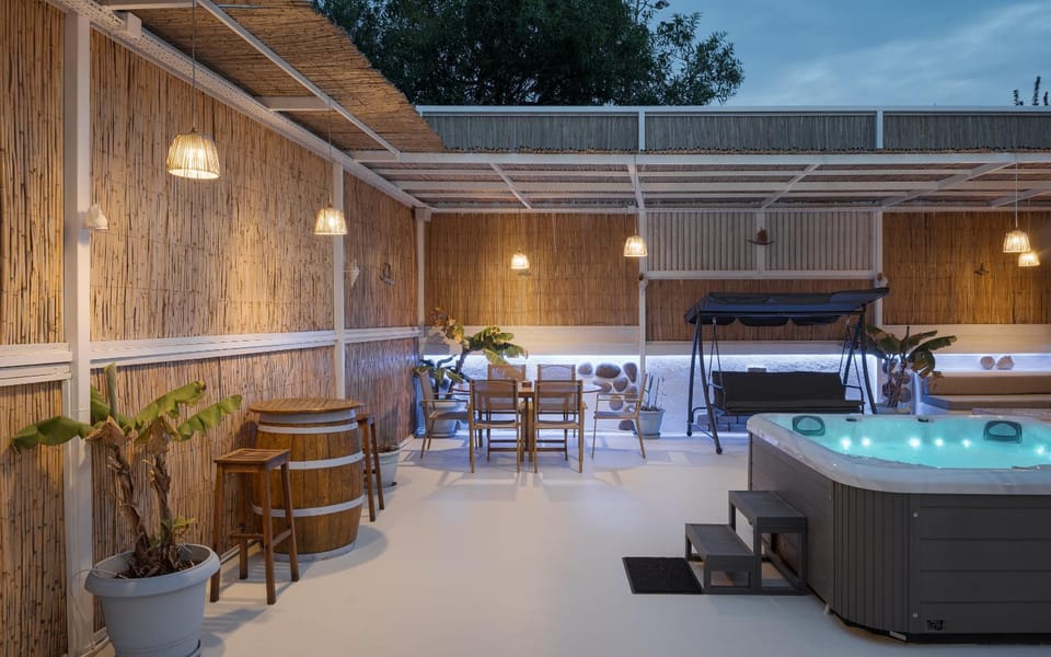 Patio, Night, Hot Tub