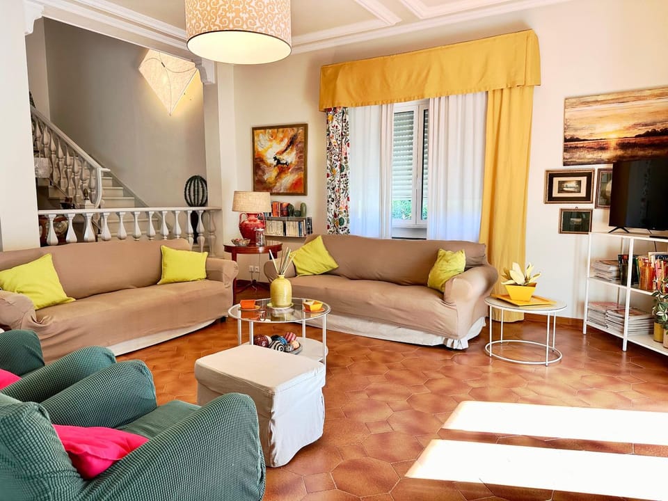 TV and multimedia, Living room