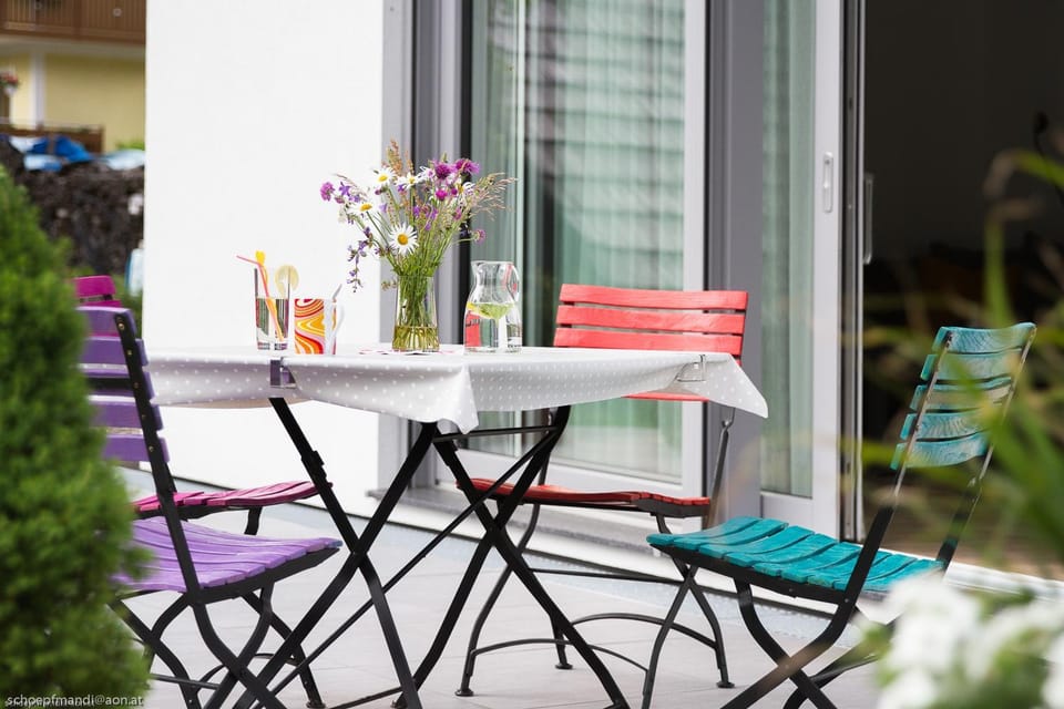 Garden, View (from property/room), Balcony/Terrace, Seating area