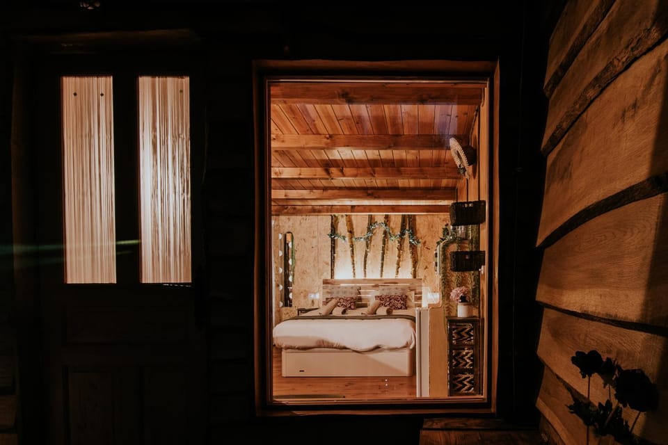 DURMIENDO ENTRE ARBOLES, Bonita cabaña en La Rioja Chalet in La Rioja