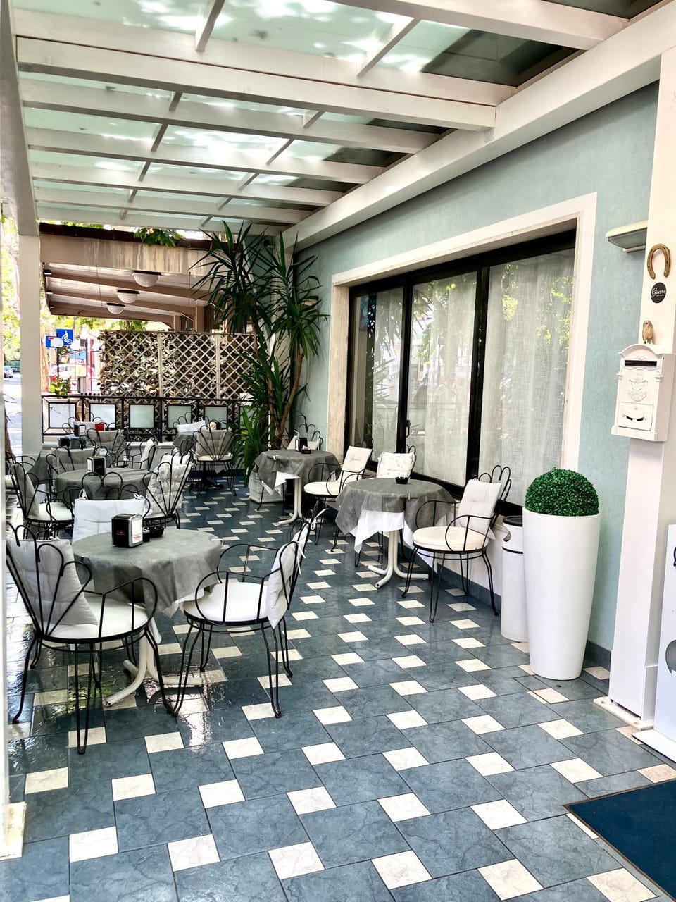 Hotel Ginevra e Residence Hotel in Cattolica