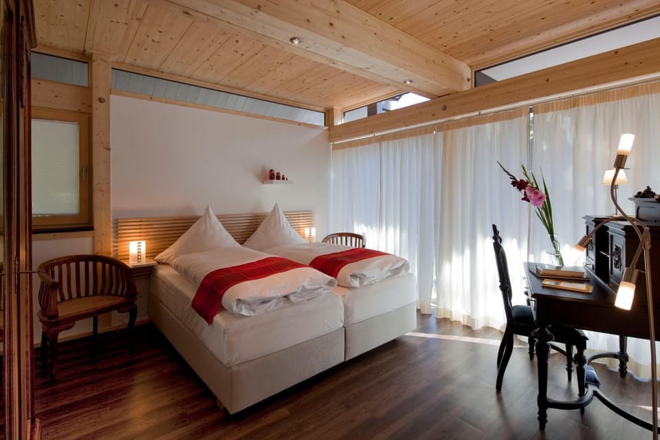 Bed, Other, Photo of the whole room
