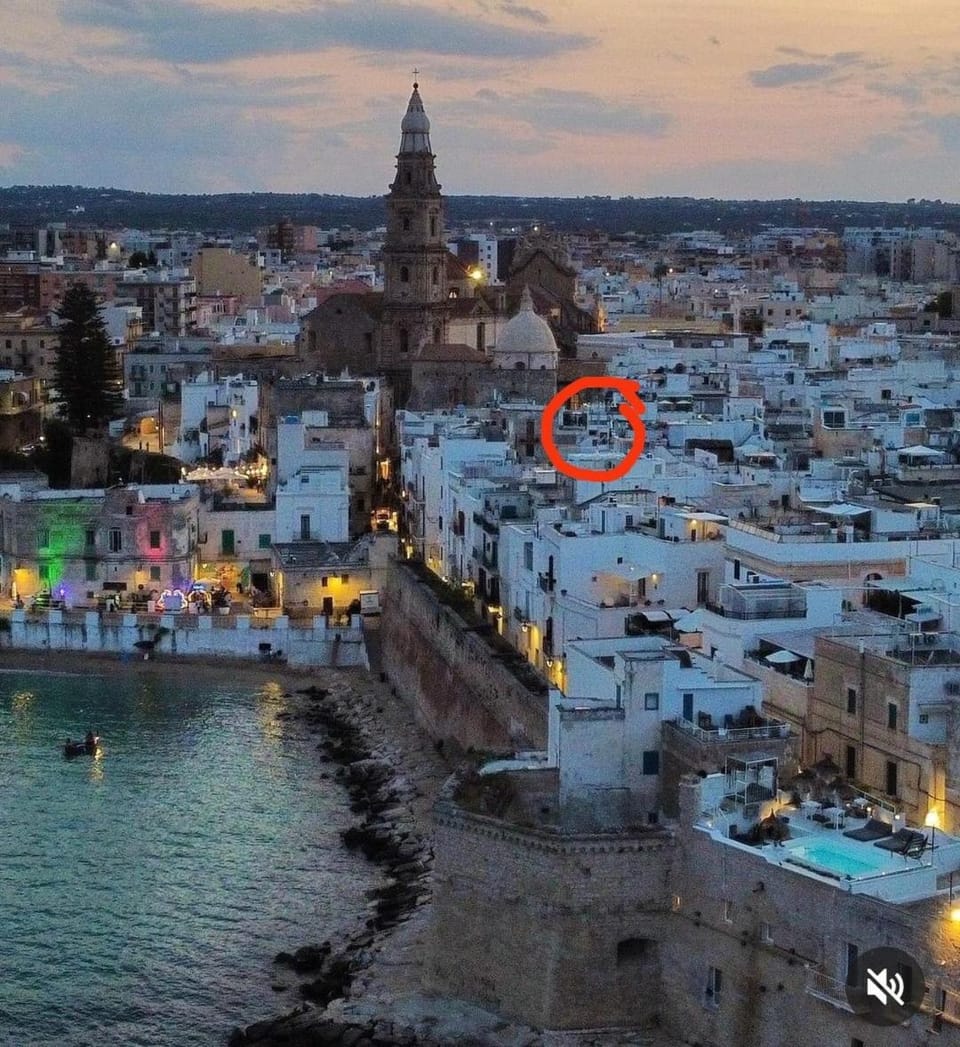 Palazzo Acquaviva Bed and Breakfast in Apulia