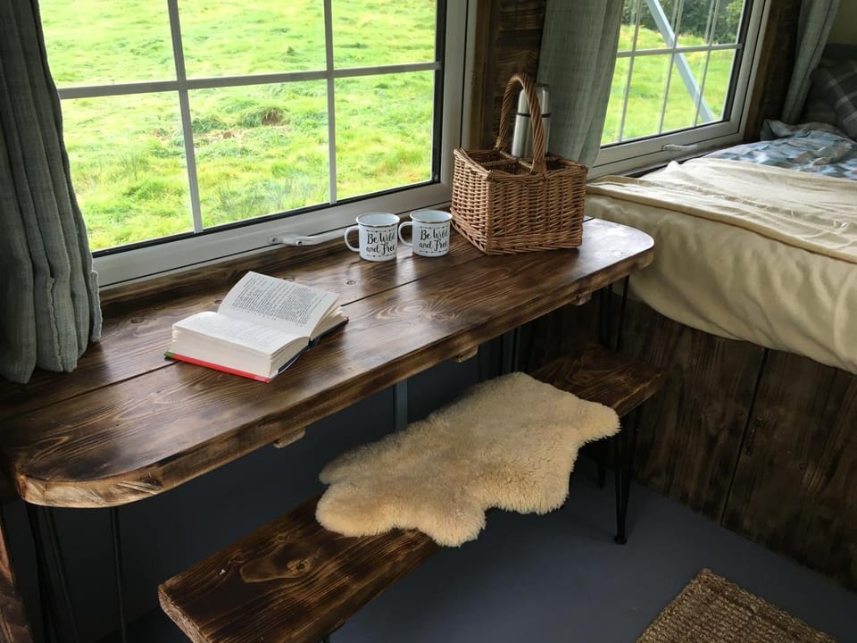 Bedroom, Garden view