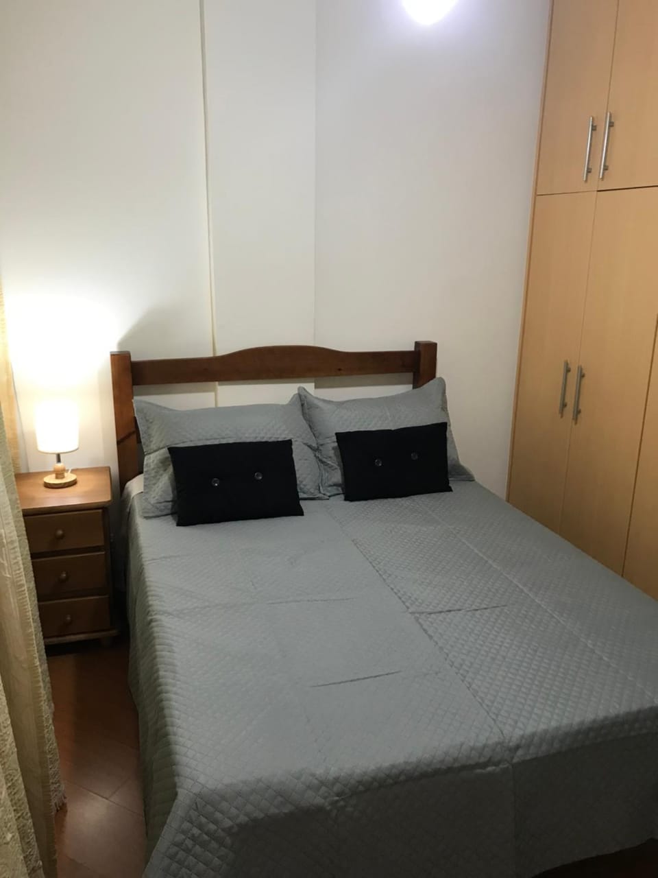 Apartamento no Alto de Teresópolis próx. Faculdade FESO Apartment in State of Rio de Janeiro