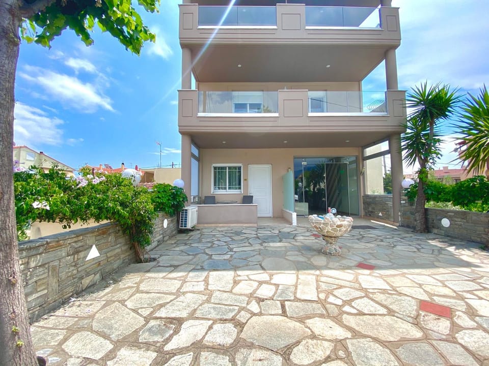 Tina Studios Apartment hotel in Limenaria