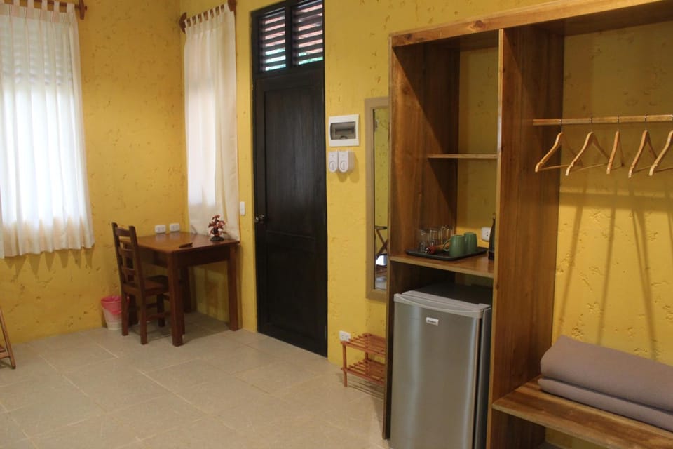 Coffee/tea facilities, Living room