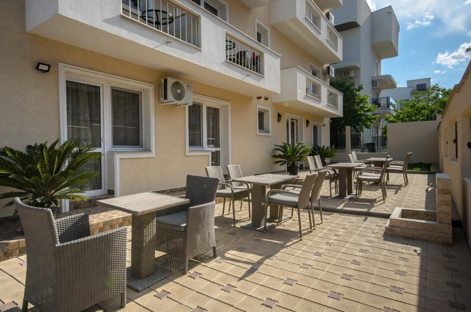 Pensiunea Sasha Bed and Breakfast in Eforie Nord