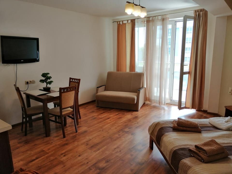 Apartament diva 321A z aneksem kuchennym w hotelu 4 gwiazdkowym Kołobrzeg Kościuszki 16 Apartment in West Pomeranian Voivodeship, Poland