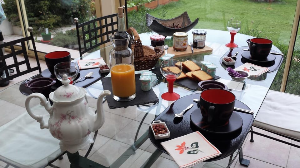 Balcony/Terrace, Breakfast, Continental breakfast