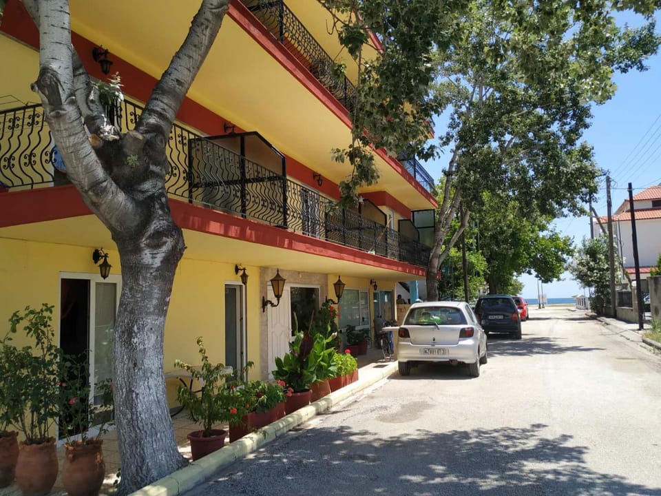 Facade/entrance, Street view