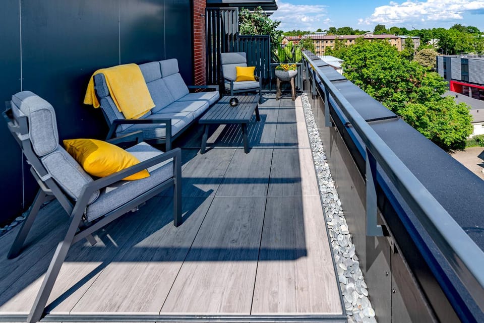 Balcony/Terrace, Balcony/Terrace