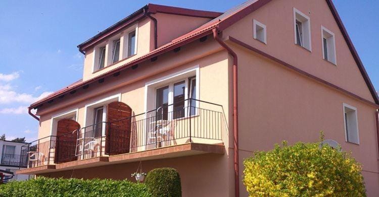 Property building, Balcony/Terrace, Windsurfing