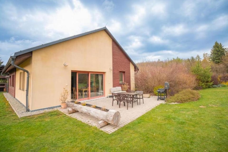 Property building, Patio, Seating area