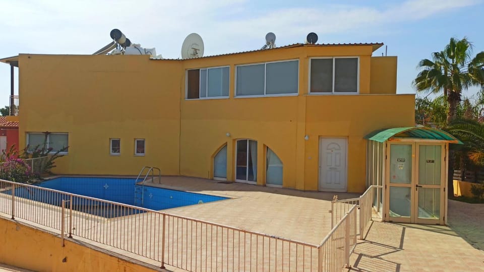 Holidays in Cyprus Apartment in Ayia Napa