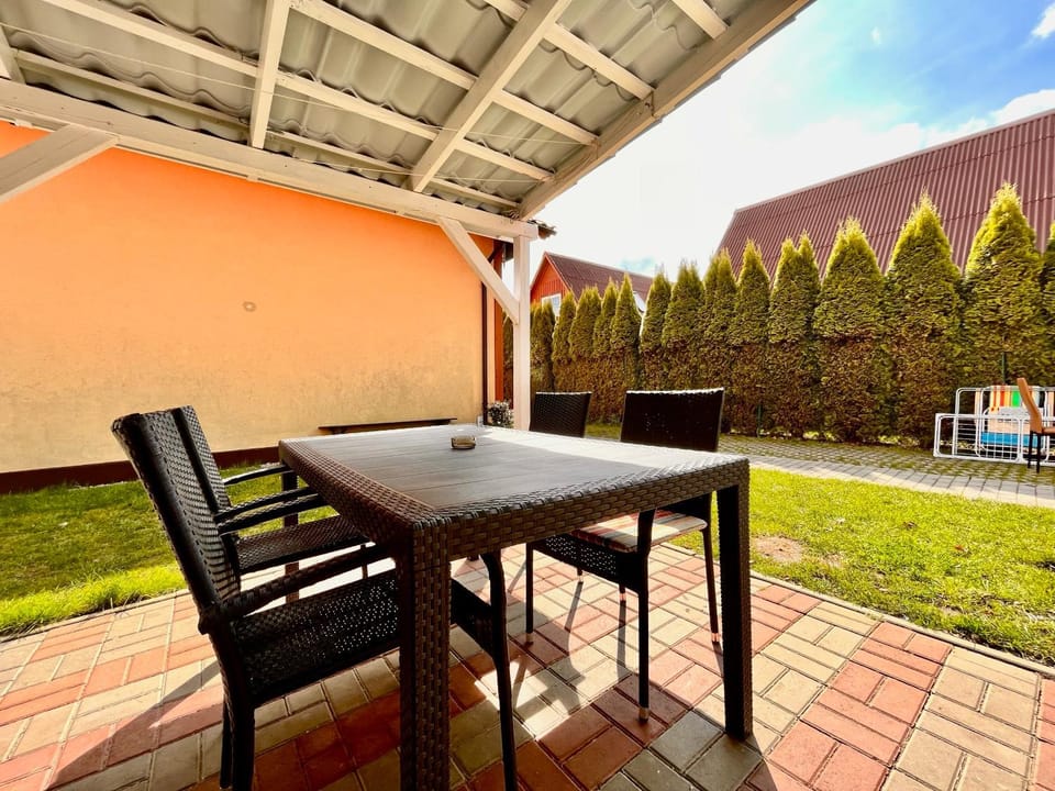 Garden, Seating area