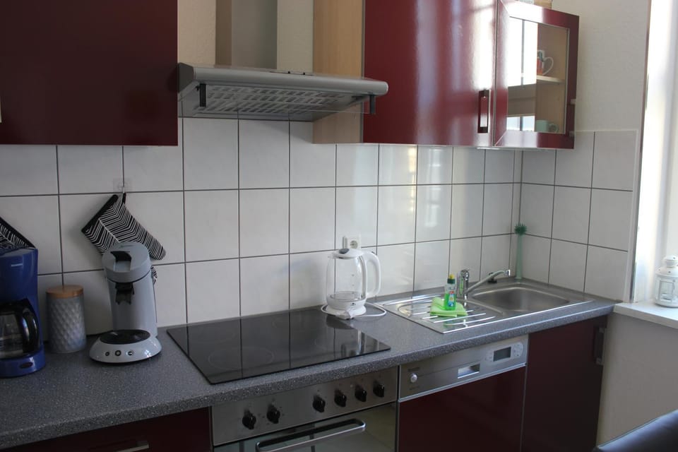Coffee/tea facilities, Kitchen or kitchenette
