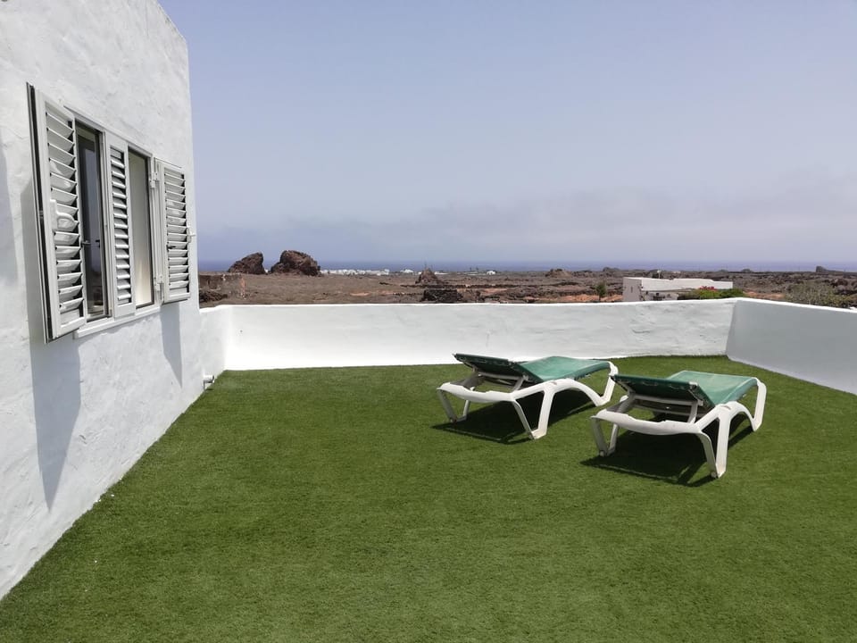 Property building, Balcony/Terrace