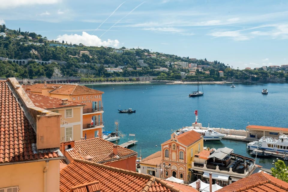 City view, Sea view