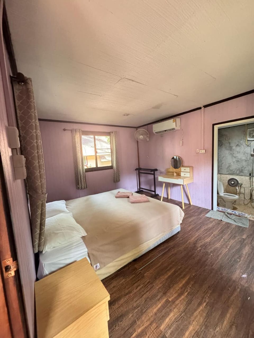 Khaosok Island Resort Bed and Breakfast in Khlong Sok