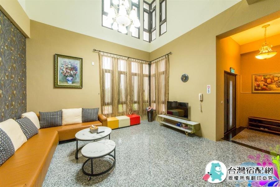 Living room, Lobby or reception