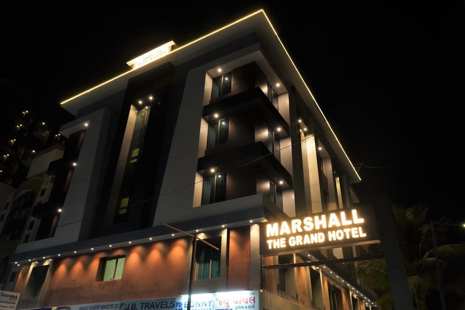 Property building, Night, City view