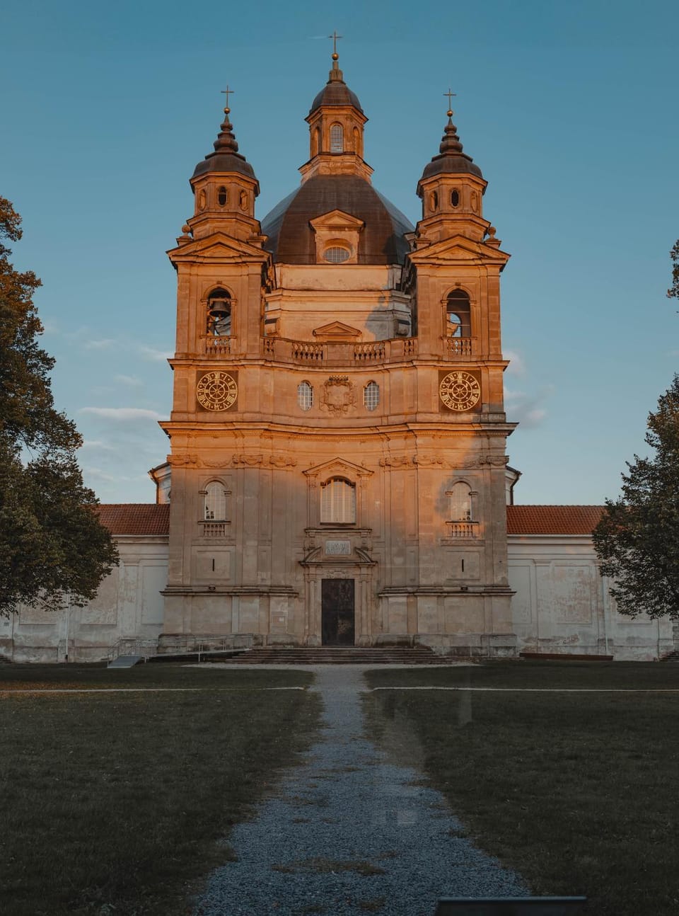 Property building, View (from property/room)
