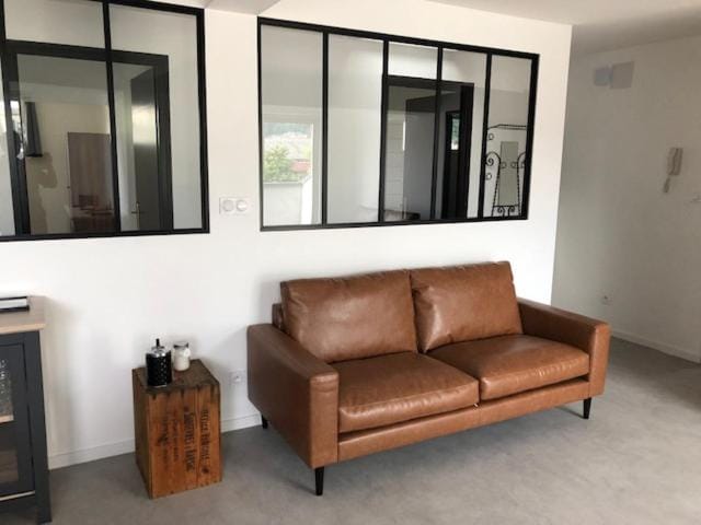 Loft Rêve du Soir 125 m2 climatisé 350 m de la gare Apartment in Lourdes