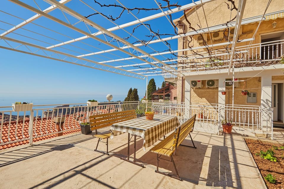 Balcony/Terrace, City view, Landmark view, Sea view