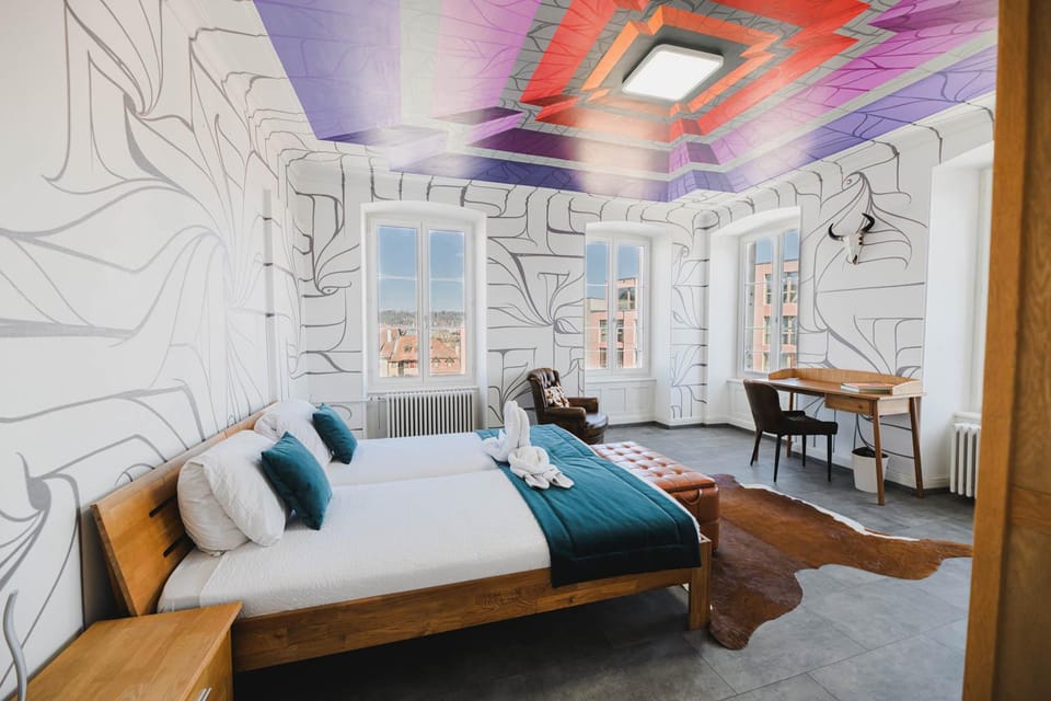 Bed, Bedroom