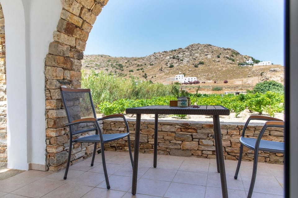 Balcony/Terrace, Mountain view