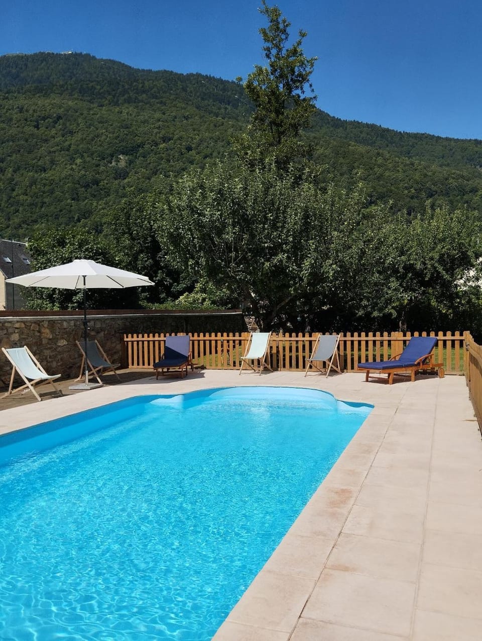 Maison Burgalat Chalet in Catalonia