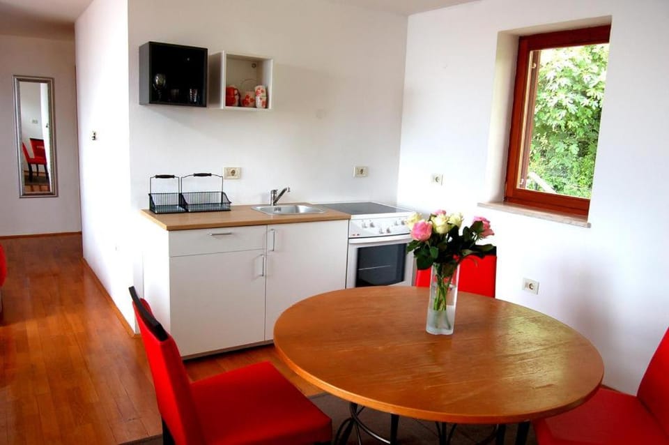 Beautiful Street Apartment in Portorož
