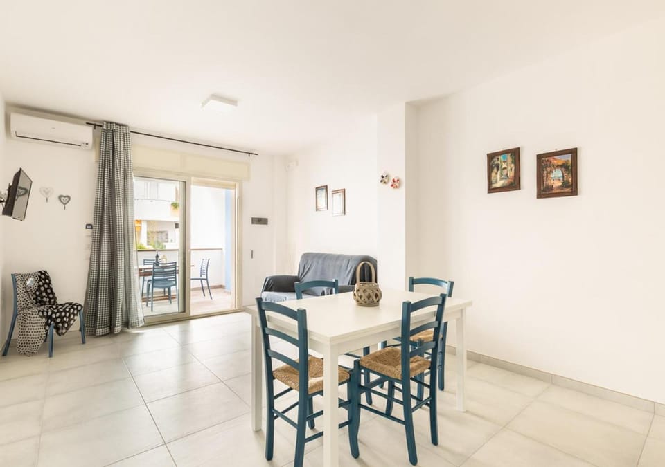 Property building, Dining area
