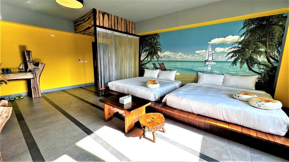 Bed, Photo of the whole room