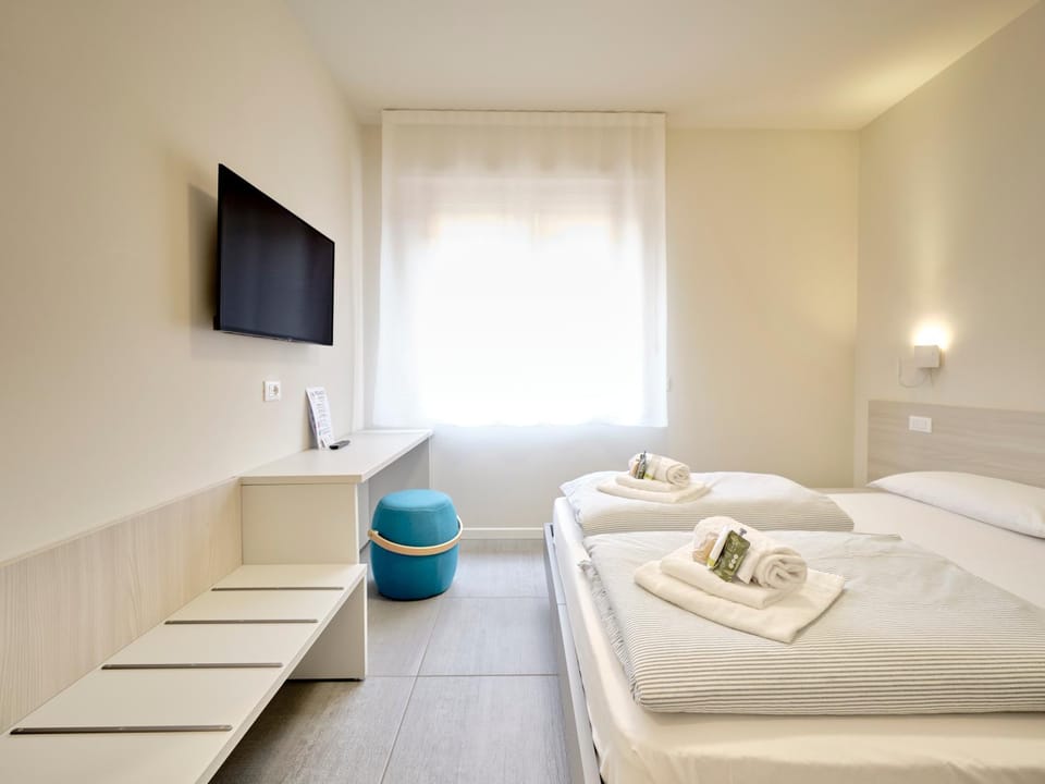 TV and multimedia, Bedroom, internet, towels