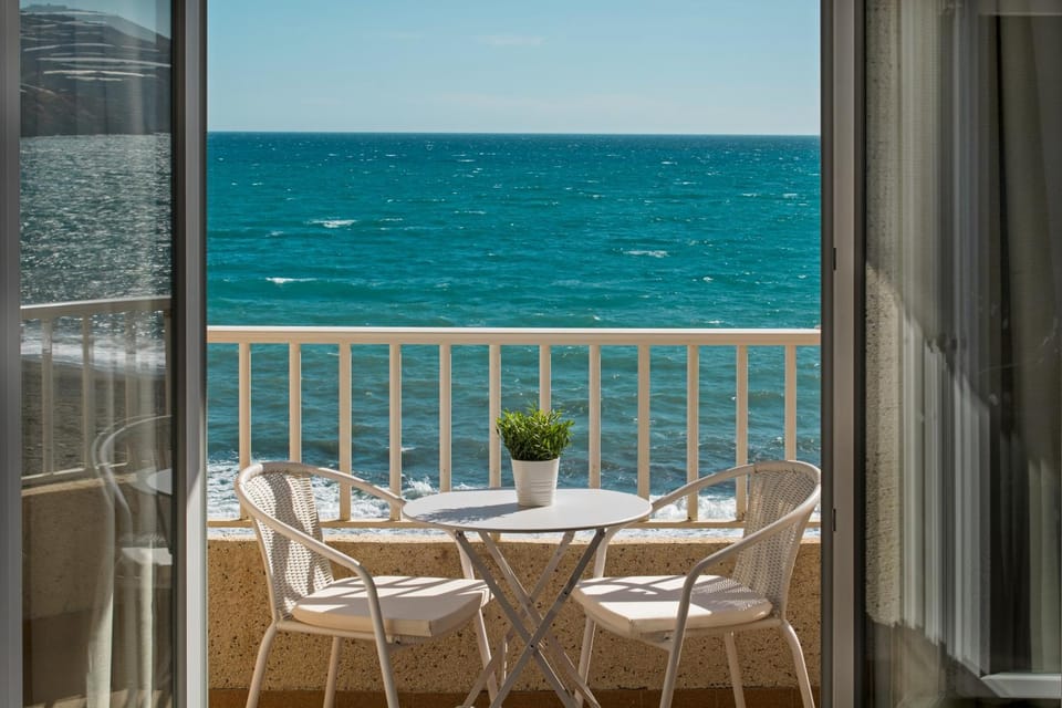 Day, Natural landscape, View (from property/room), Balcony/Terrace, Sea view