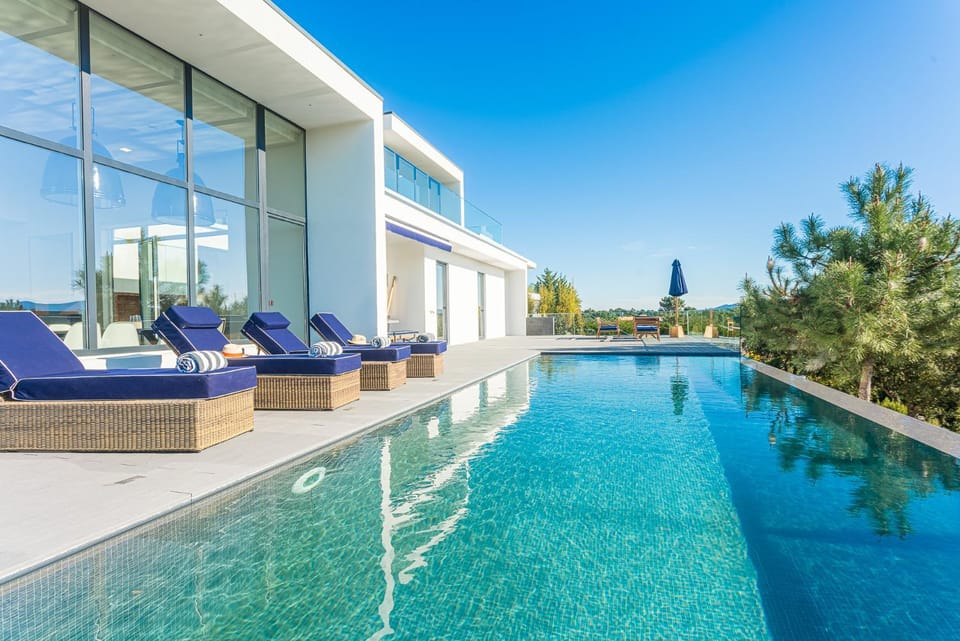 Villa Montchavin Villa in Setubal District