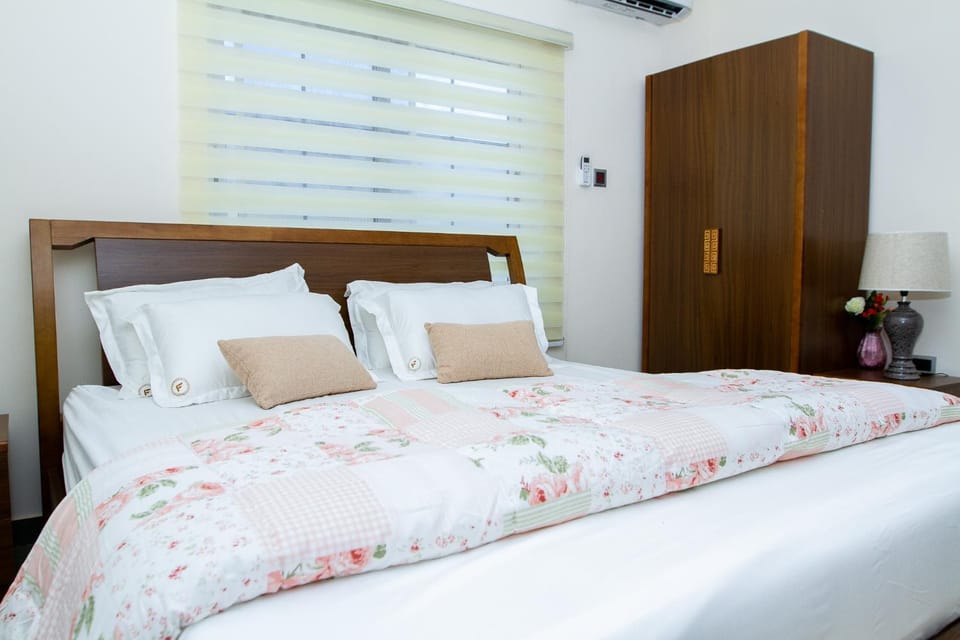 Bed, Bedroom, wardrobe