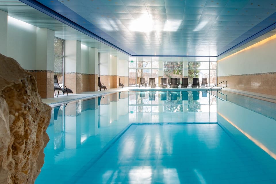 Spa and wellness centre/facilities, Swimming pool, Public Bath