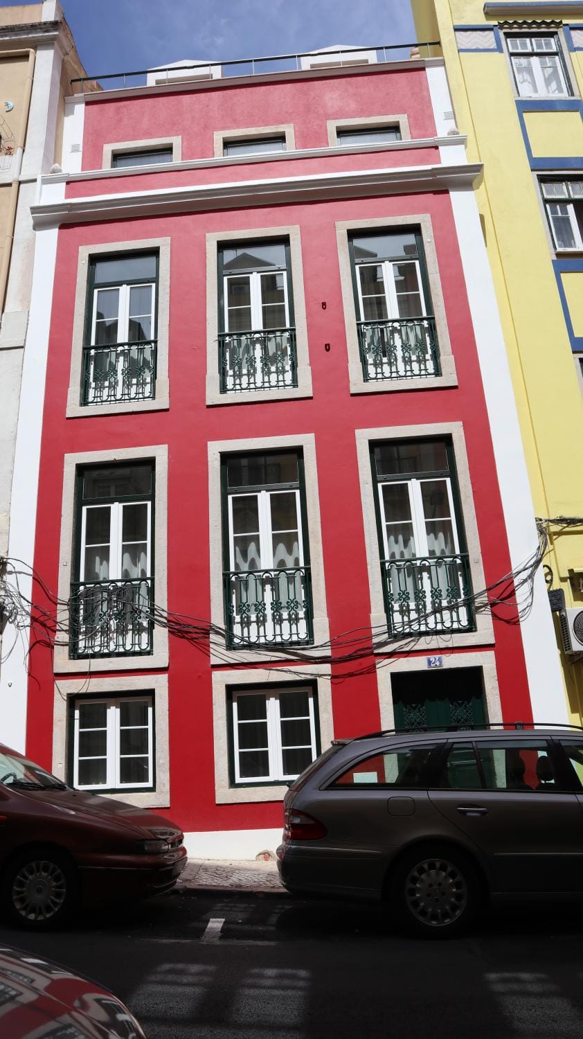 Facade/entrance, City view, Street view
