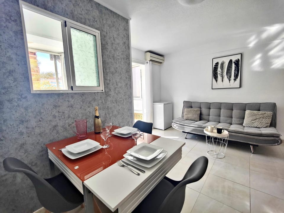 Versailles 2-9 Apartment in Benidorm