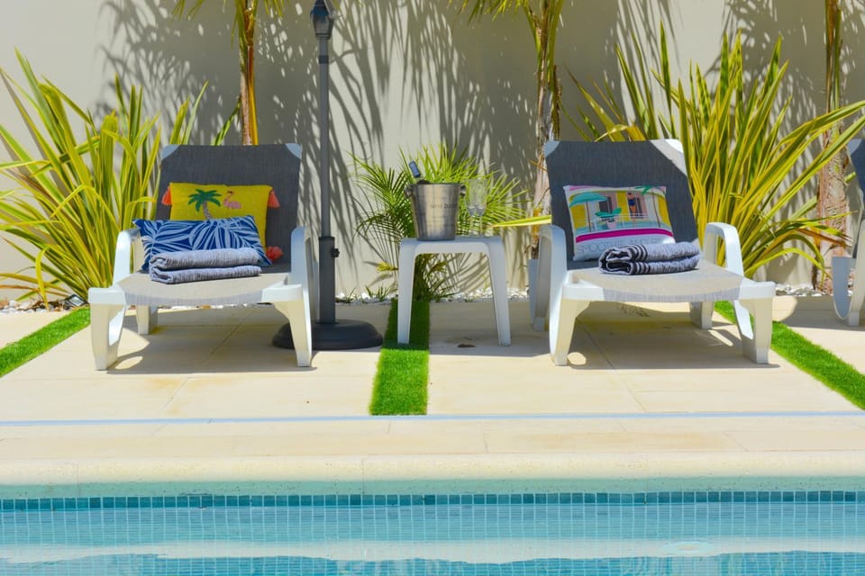 VILA CRISTINA MAR (8 guests and oceanview) Villa in Guia