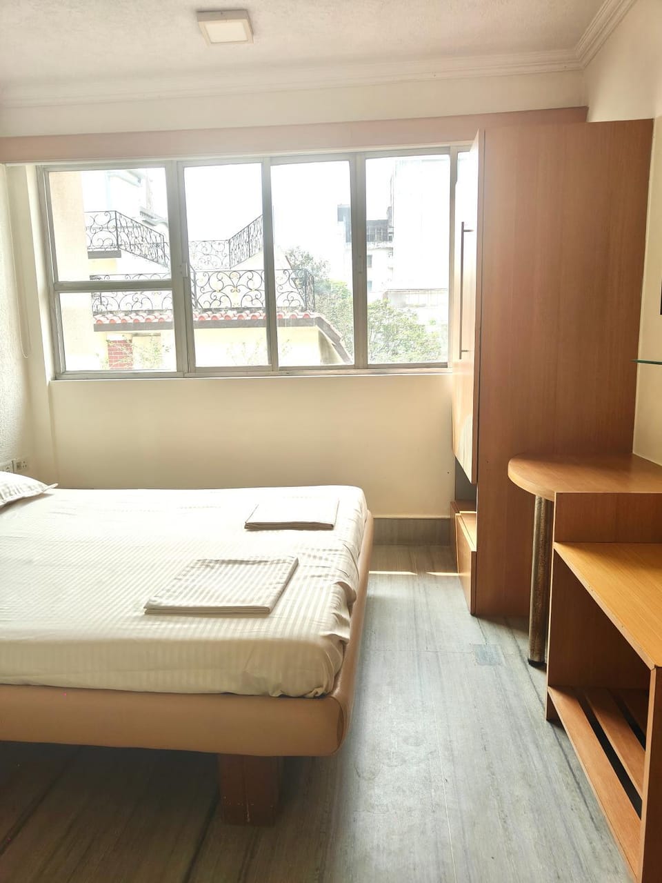 Ballygunge Guest House Bed and Breakfast in Kolkata